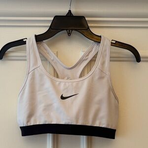 Nike Women's Sports Bra - Cream and Black